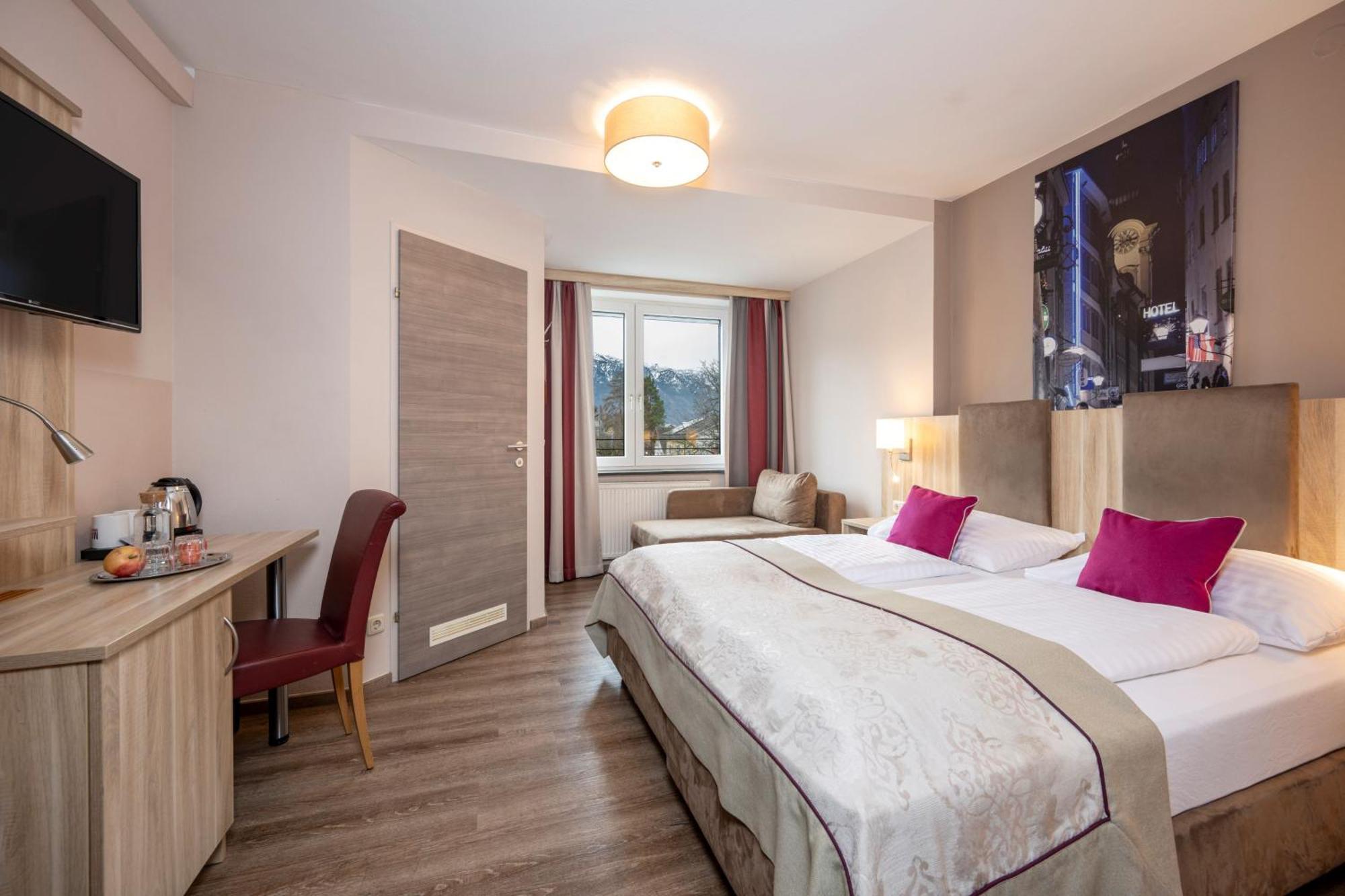 Hotel Junior By Max 70 Salzburg Eksteriør billede